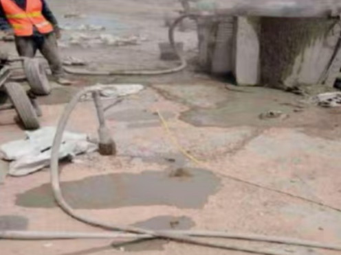 兴和水泥混凝土路面板底注浆技术 路面脱空注浆整治方案